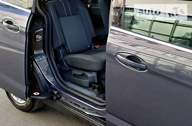Минивэн Ford Grand C-Max 2010 в 
