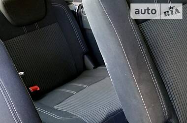 Минивэн Ford Grand C-Max 2010 в 