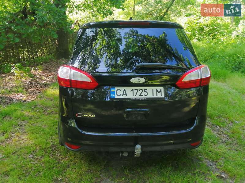 Ford Grand C-Max 2012