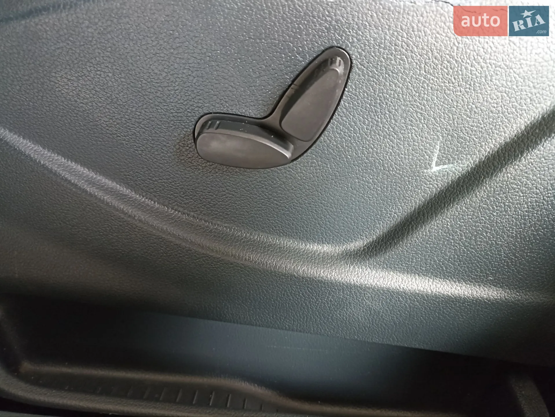 2011 Ford C-MAX - мініатюра 22