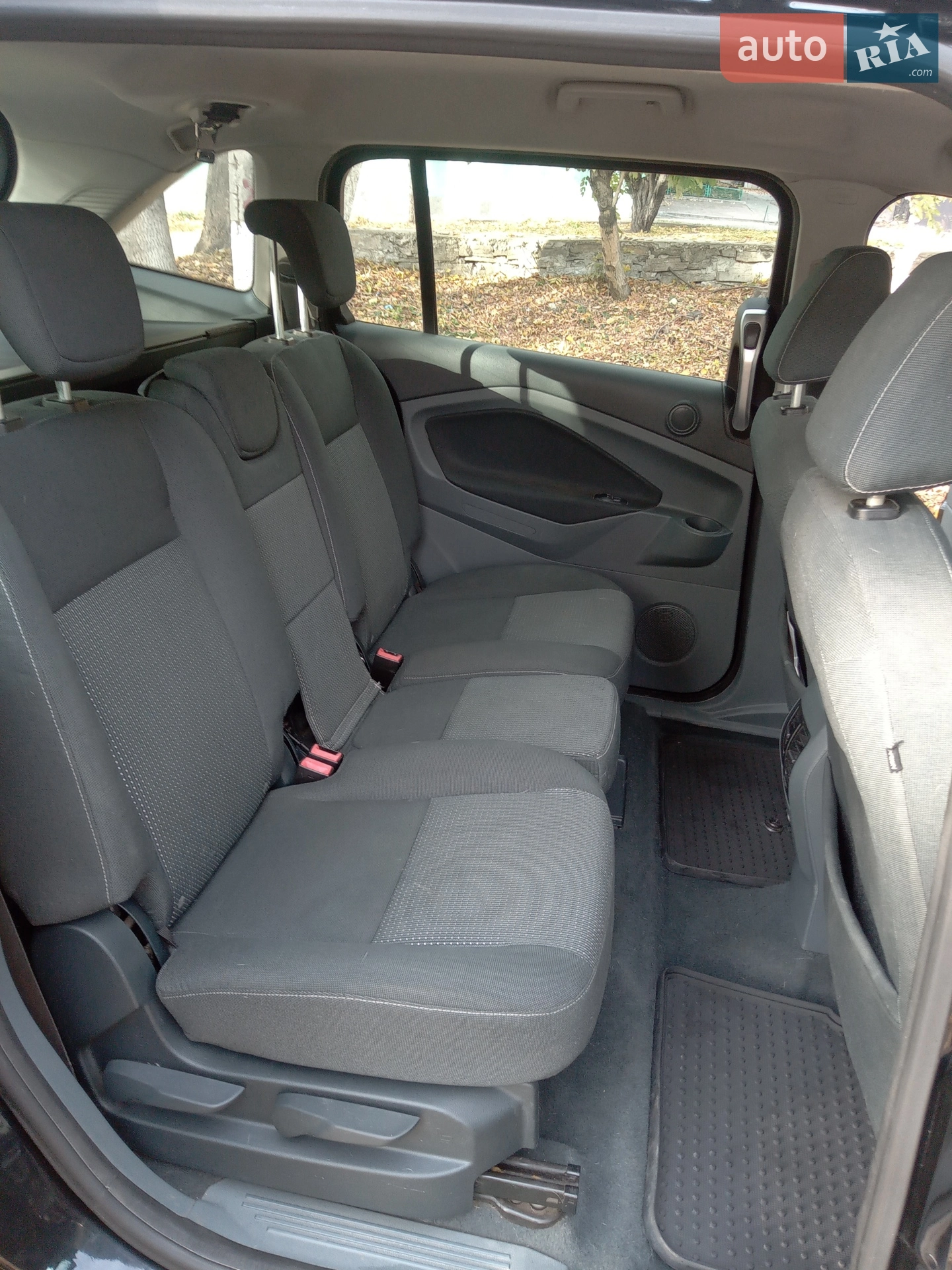 2011 Ford C-MAX - мініатюра 42