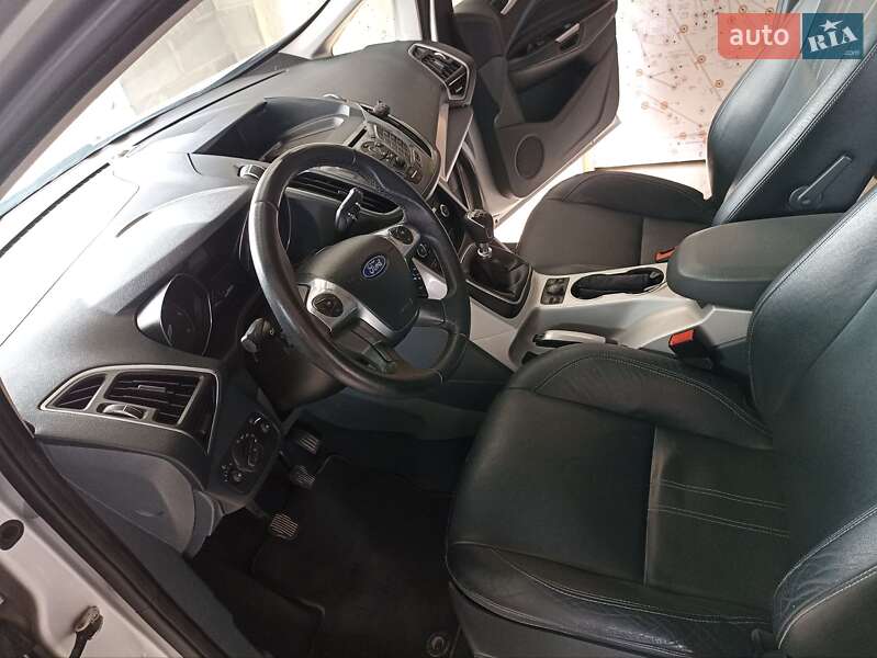 Мінівен Ford Grand C-Max 2011 в Луцьку