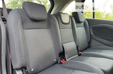 Минивэн Ford Grand C-Max 2011 в 