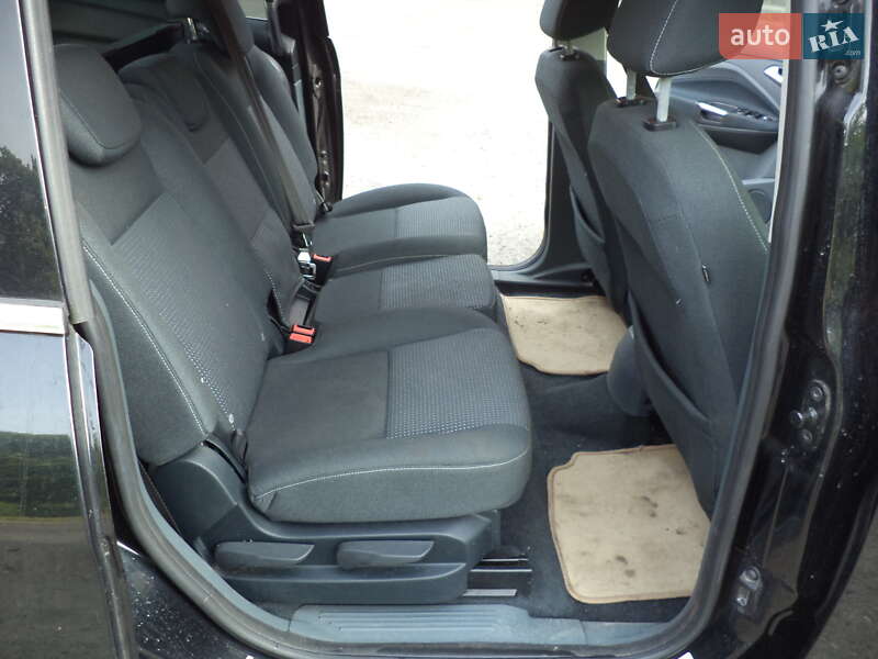 Мінівен Ford Grand C-Max 2011 в Івано-Франківську