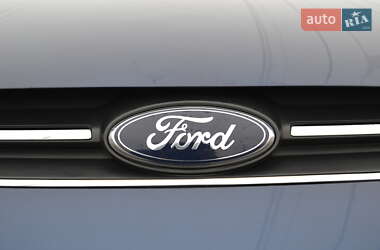 Минивэн Ford Grand C-Max 2011 в 