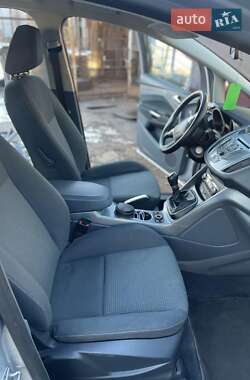 Минивэн Ford Grand C-Max 2012 в 