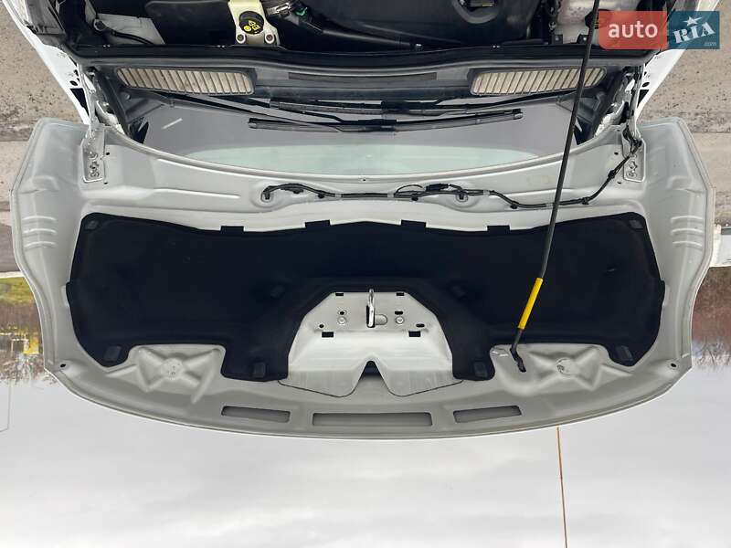 Минивэн Ford Grand C-Max 2012 в Ужгороде