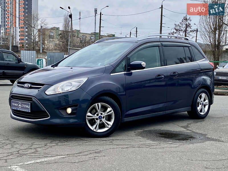 Минивэн Ford Grand C-Max 2012 в 