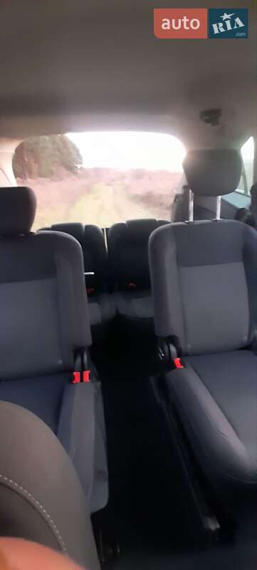 Минивэн Ford Grand C-Max 2013 в Луцке