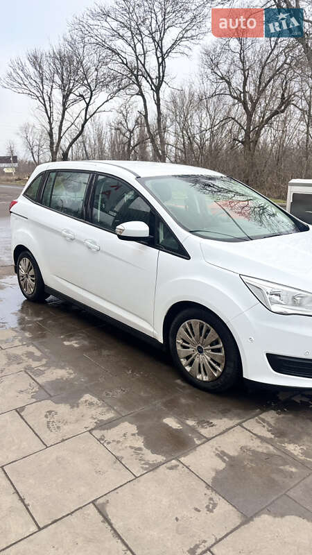 Минивэн Ford Grand C-Max 2019 в Днепре фото 5 Минивэн Ford Grand C-Max 2019 в Днепре