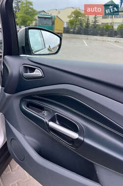 Минивэн Ford Grand C-Max 2011 в 