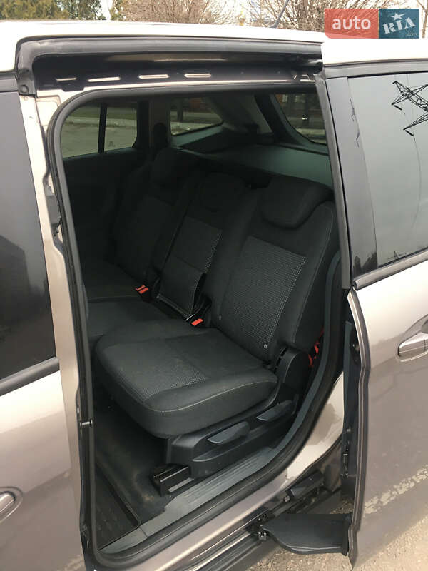 Минивэн Ford Grand C-Max 2012 в Кривом Роге