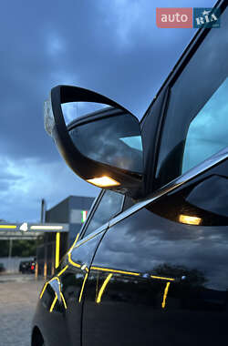 Минивэн Ford Grand C-Max 2010 в 