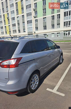 Минивэн Ford Grand C-Max 2012 в 
