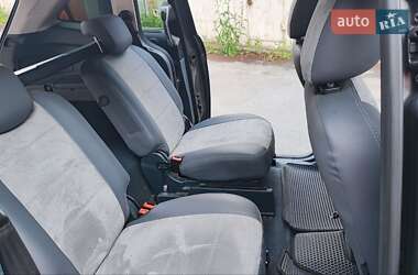 Мінівен Ford Grand C-Max 2015 в 