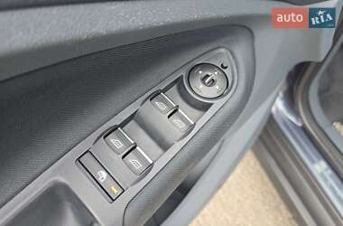 Минивэн Ford Grand C-Max 2012 в 