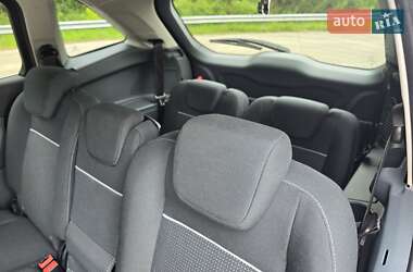 Минивэн Ford Grand C-Max 2012 в 