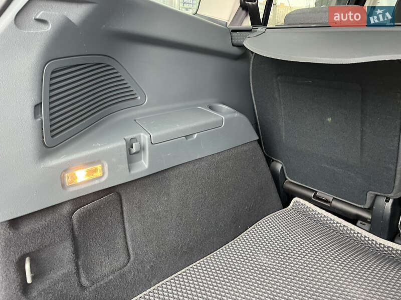 Мінівен Ford Grand C-Max 2012 в Хмельницькому