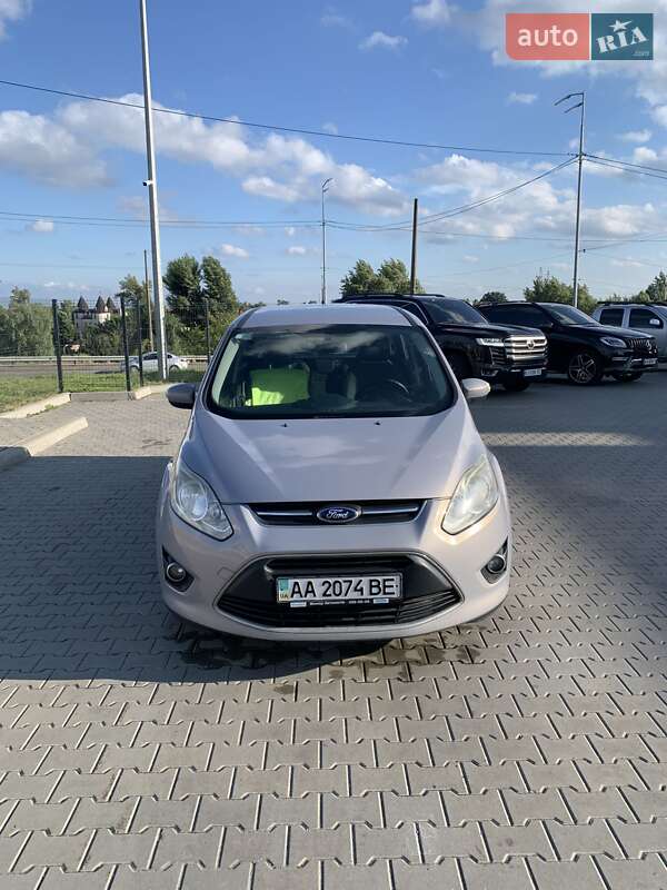 Ford Grand C-Max 2012