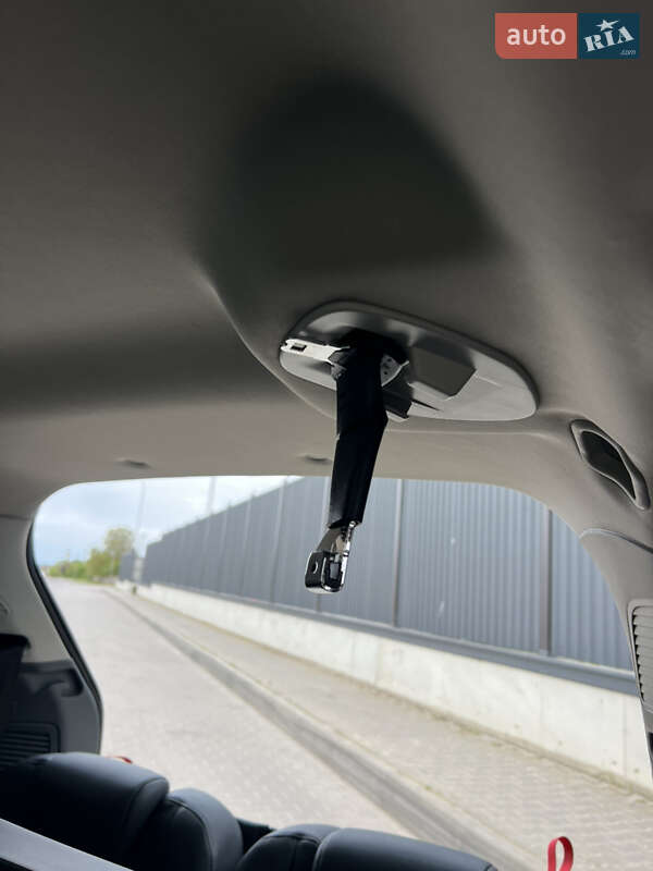 Мінівен Ford Grand C-Max 2011 в Луцьку