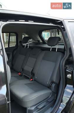 Минивэн Ford Grand C-Max 2011 в 