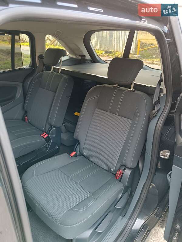 Минивэн Ford Grand C-Max 2010 в Львове