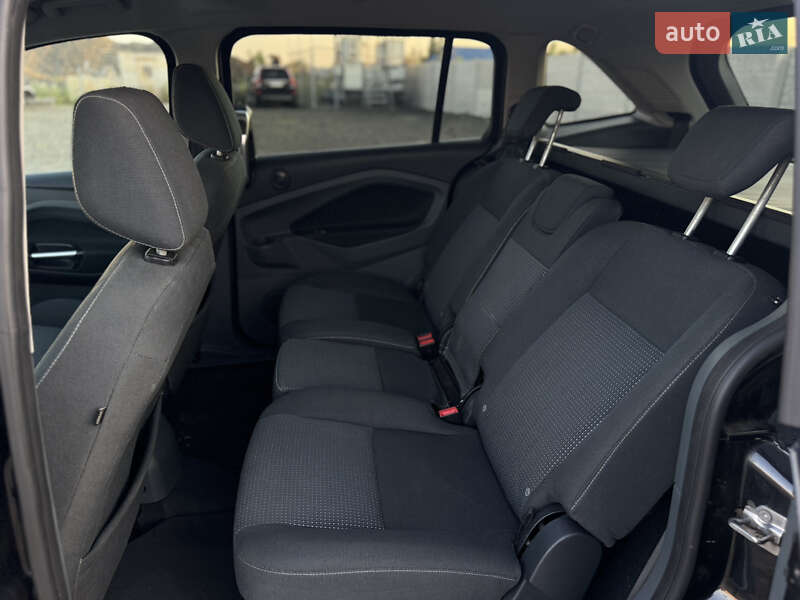 Минивэн Ford Grand C-Max 2011 в Луцке
