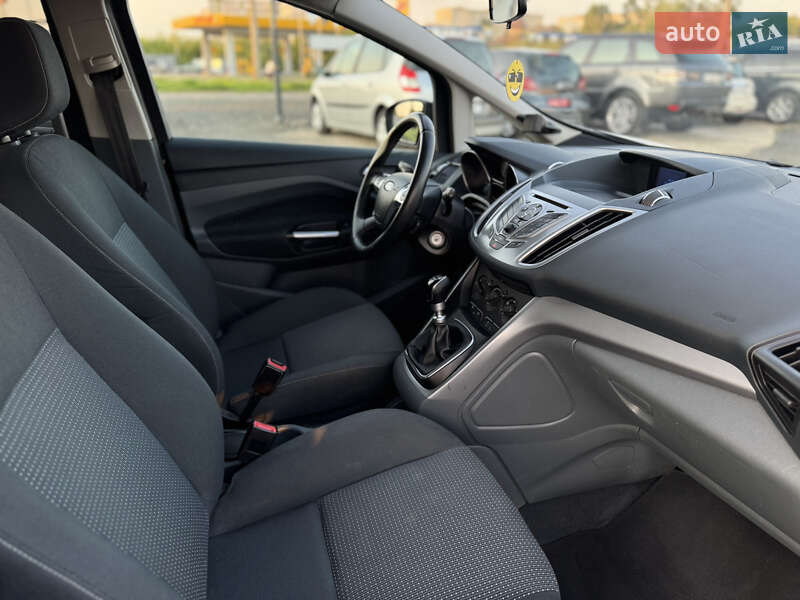 Минивэн Ford Grand C-Max 2011 в Луцке