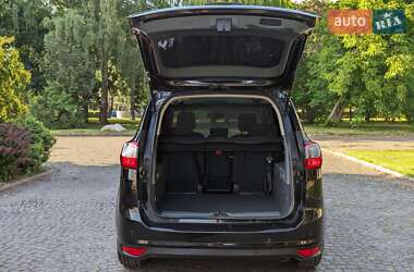 Минивэн Ford Grand C-Max 2011 в 