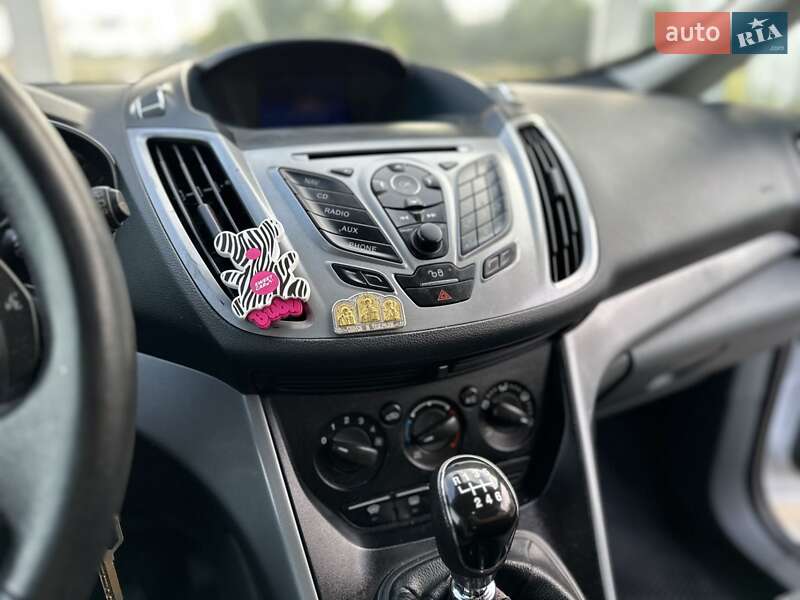 Мінівен Ford Grand C-Max 2010 в Радивиліві