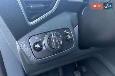 Минивэн Ford Grand C-Max 2010 в 