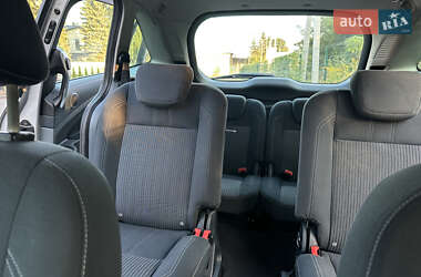 Минивэн Ford Grand C-Max 2010 в 