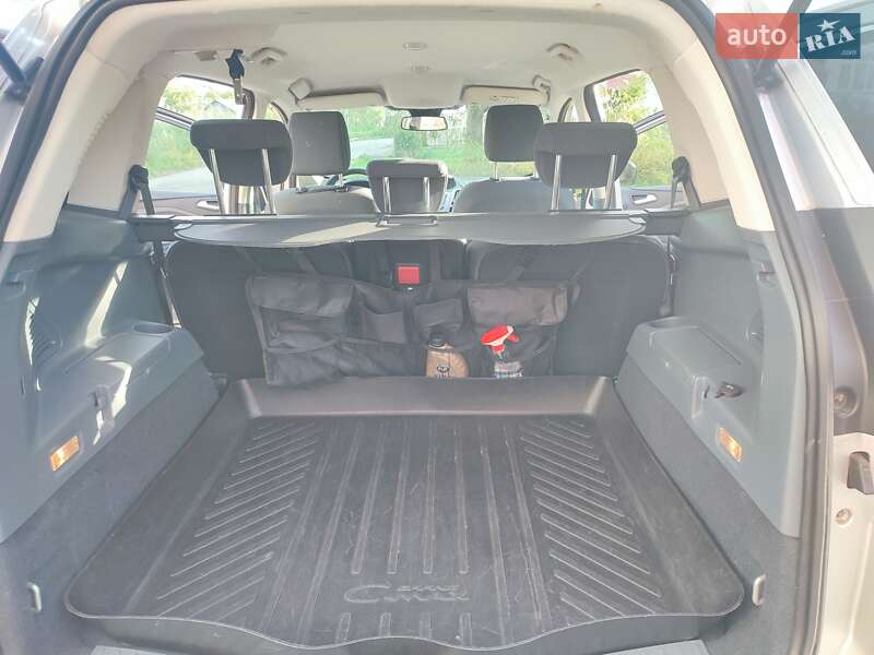 Минивэн Ford Grand C-Max 2014 в Долине фото 31 Минивэн Ford Grand C-Max 2014 в Долине