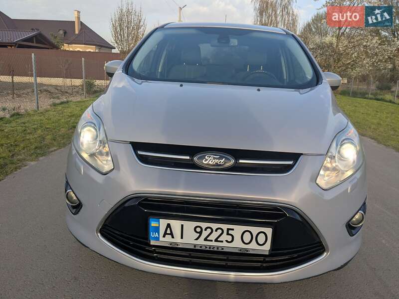 Мінівен Ford Grand C-Max 2010 в Радивиліві