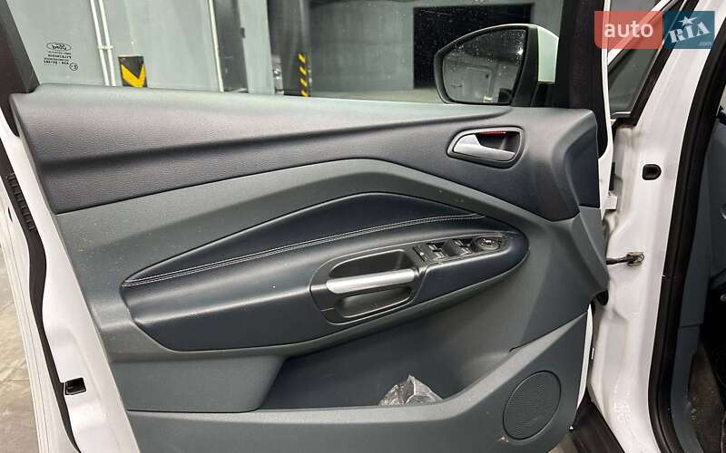 Мінівен Ford Grand C-Max 2011 в Чернівцях