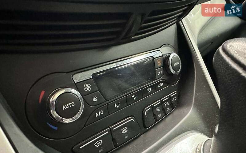 Мінівен Ford Grand C-Max 2011 в Чернівцях