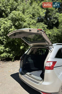 Минивэн Ford Grand C-Max 2012 в 