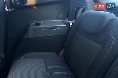 Мінівен Ford Grand C-Max 2010 в 