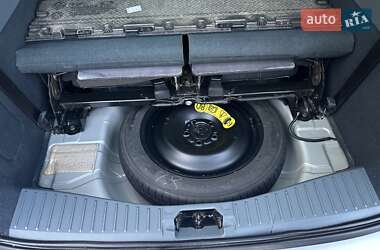 Мінівен Ford Grand C-Max 2010 в 