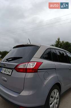Минивэн Ford Grand C-Max 2011 в 
