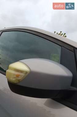 Минивэн Ford Grand C-Max 2011 в 