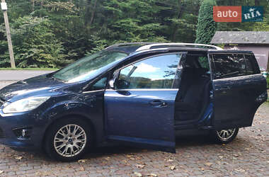 Мінівен Ford Grand C-Max 2010 в  фото 67 Мінівен Ford Grand C-Max 2010 в