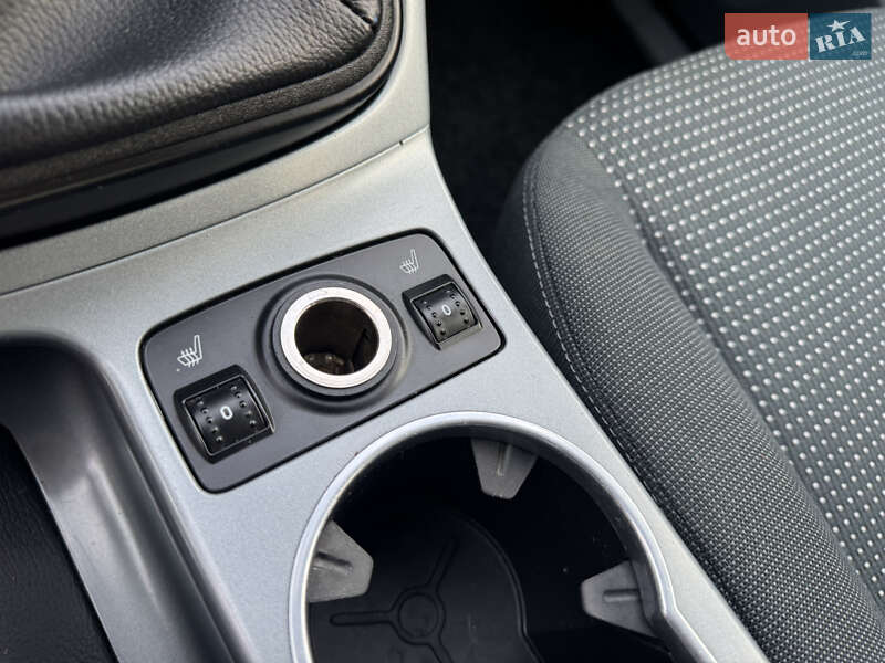 Минивэн Ford Grand C-Max 2012 в Ровно