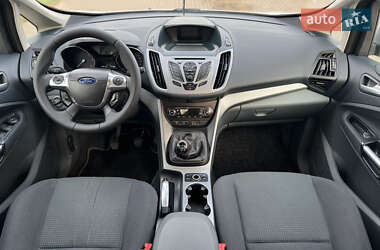 Мінівен Ford Grand C-Max 2012 в  фото 47 Мінівен Ford Grand C-Max 2012 в
