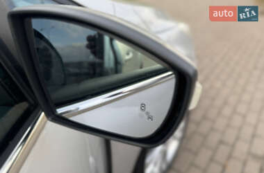 Мінівен Ford Grand C-Max 2012 в  фото 51 Мінівен Ford Grand C-Max 2012 в