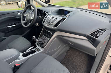 Мінівен Ford Grand C-Max 2012 в  фото 57 Мінівен Ford Grand C-Max 2012 в