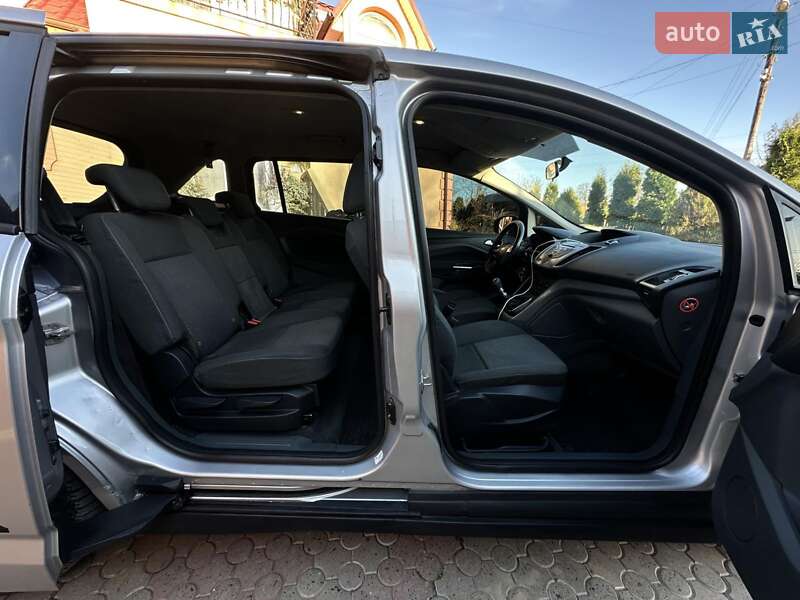 Мінівен Ford Grand C-Max 2011 в Чернівцях