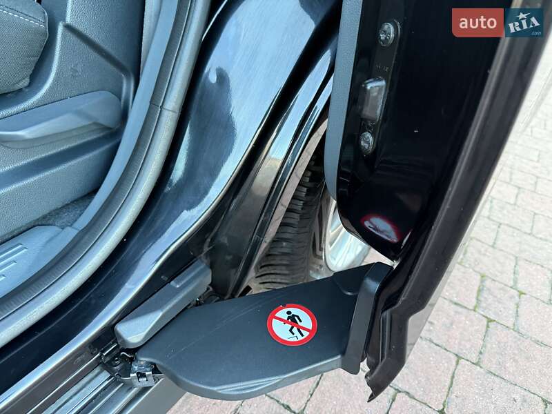 Минивэн Ford Grand C-Max 2011 в Стрые фото 164 Минивэн Ford Grand C-Max 2011 в Стрые