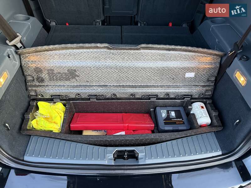 Минивэн Ford Grand C-Max 2011 в Стрые фото 181 Минивэн Ford Grand C-Max 2011 в Стрые