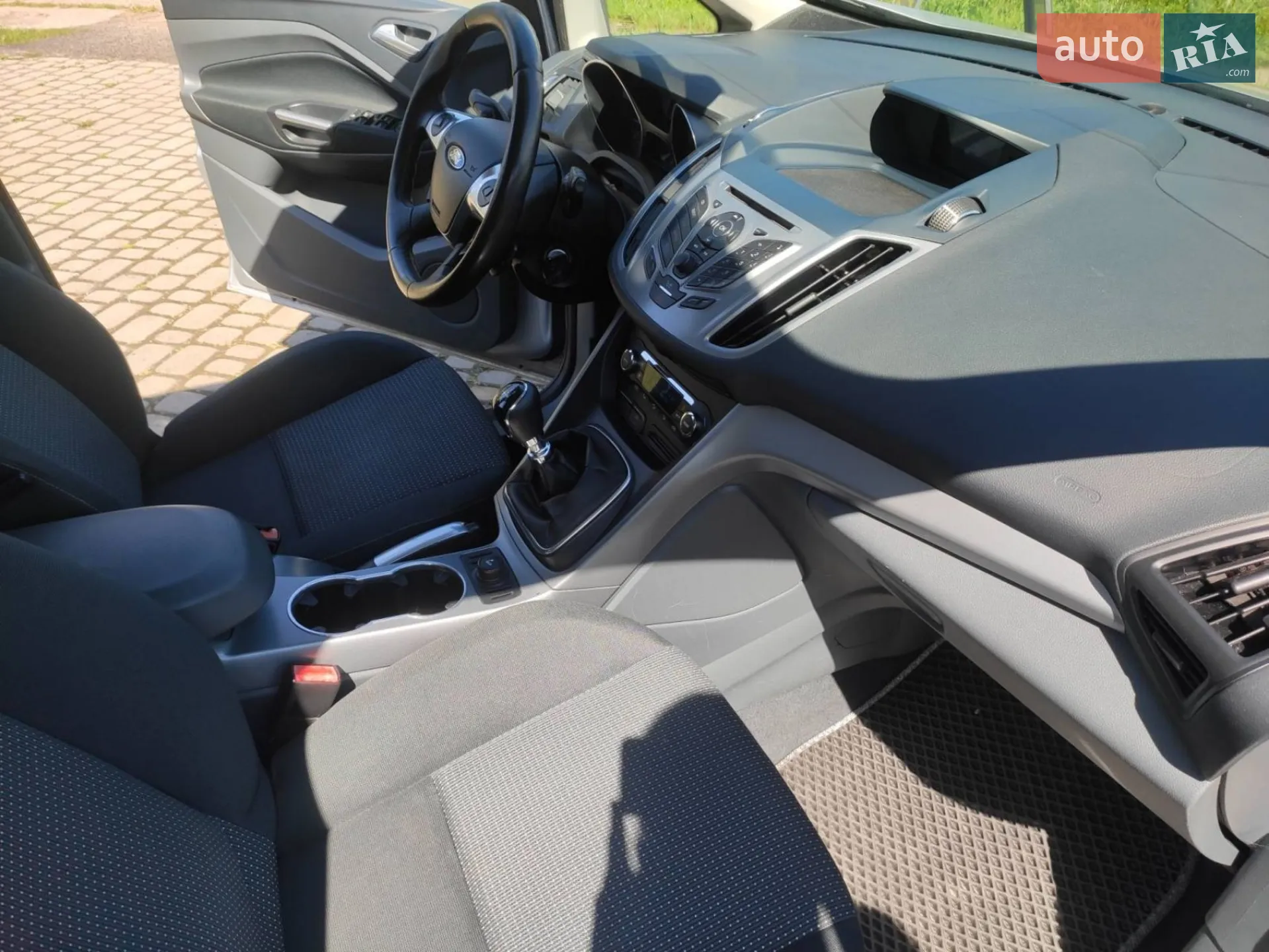 2010 Ford C-MAX - мініатюра 24